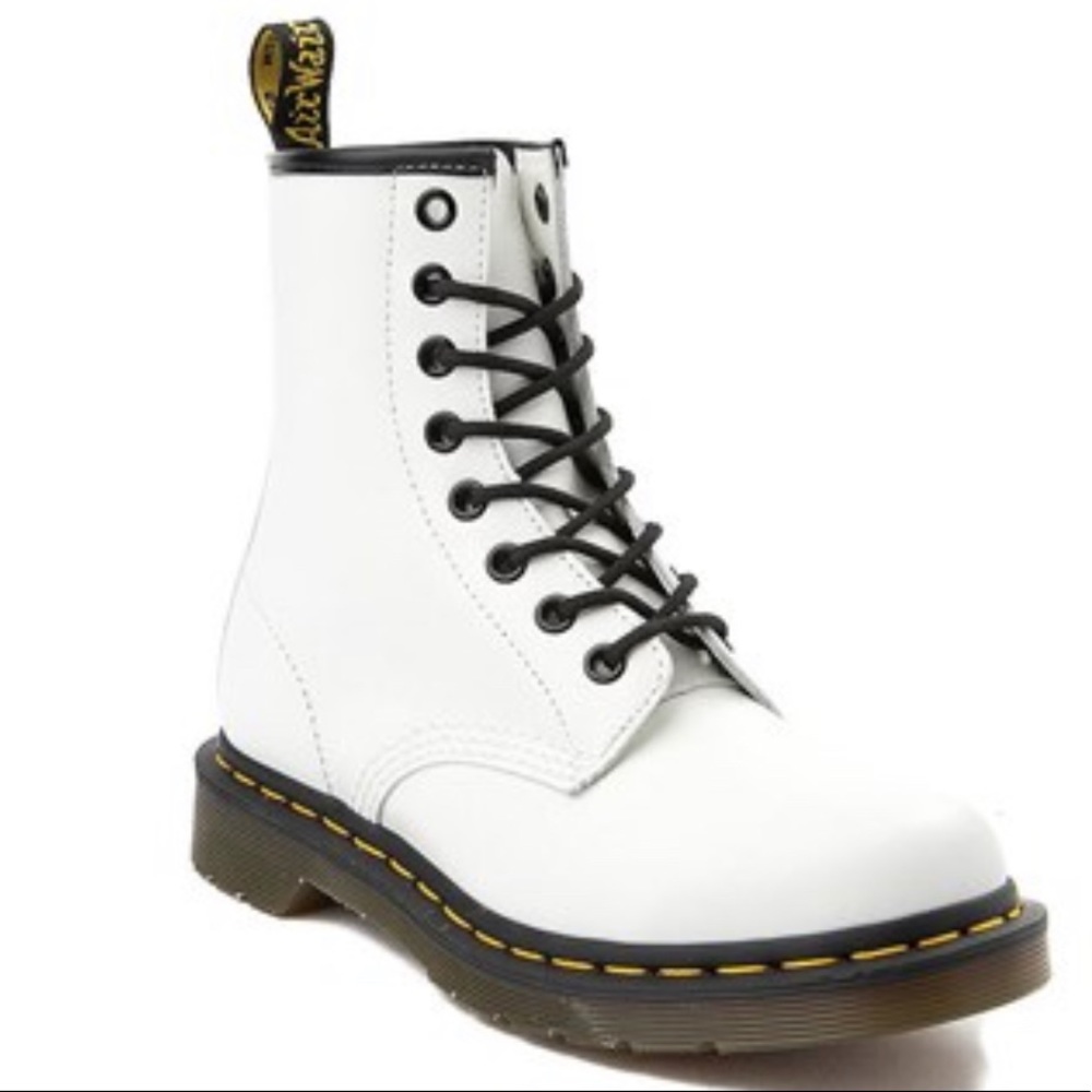 Dr Martens AirWair Smooth White boots